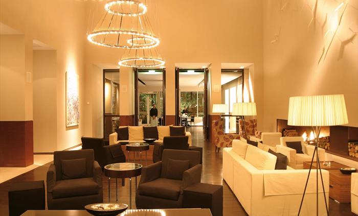 Park Plaza Lobby